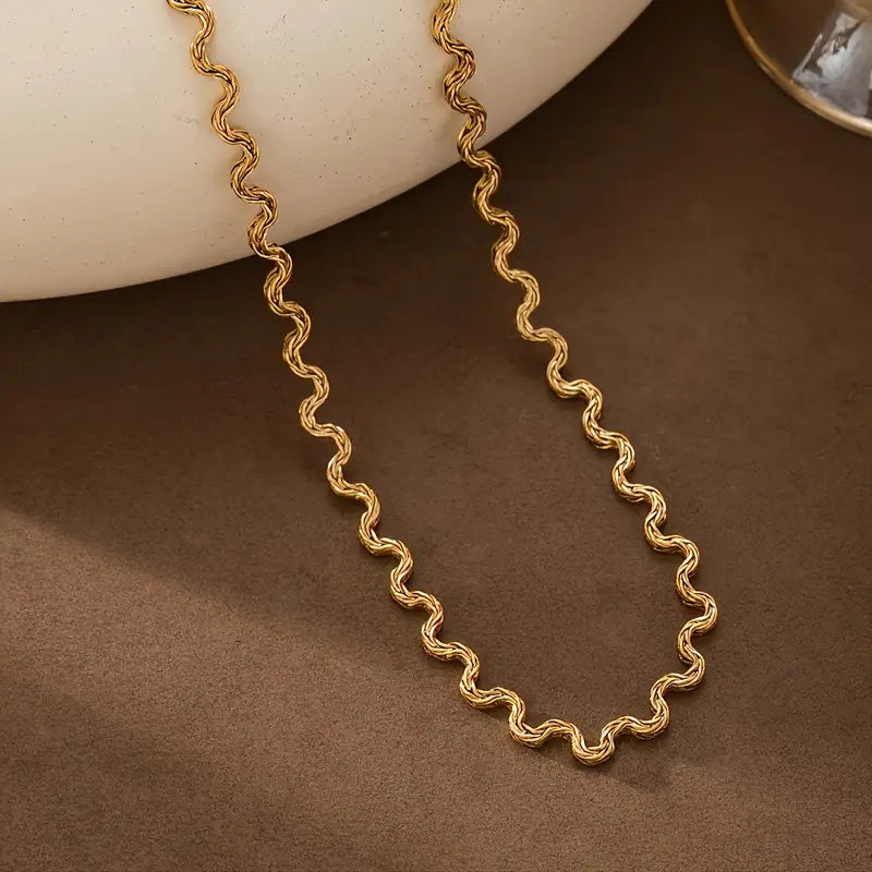 Κολιέ Melanie chain, επίστρωση PVD, κοντινή λήψη